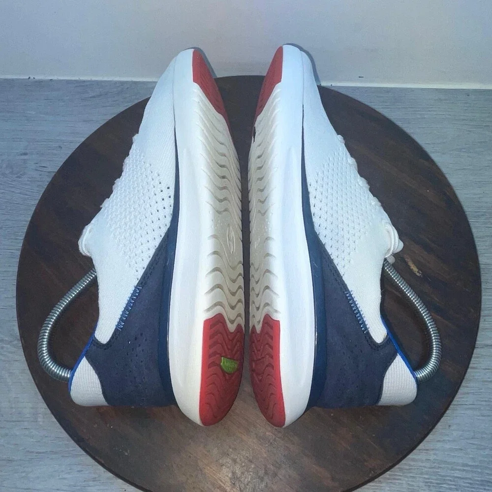 Kizik Lima Sneakers Unisex Women’s 7.5 Men’s 6 White Blue Knit Slip On Shoes